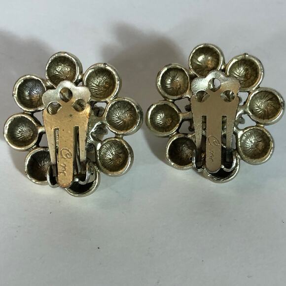Vintage Coro Earrings, Gold Tone Orbit Clip On Round Flowers Matte Shiny - Picture 5 of 9